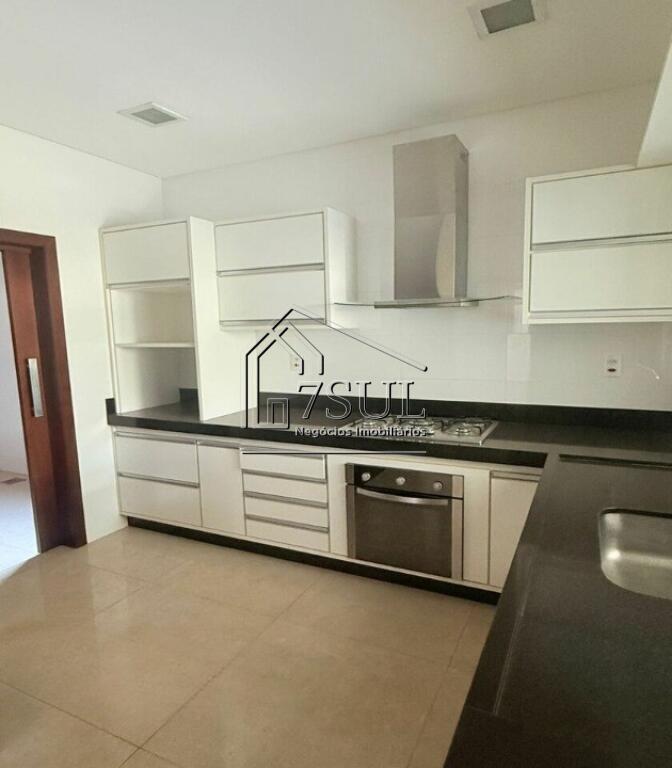 Casa, 3 quartos, 249 m² - Foto 18