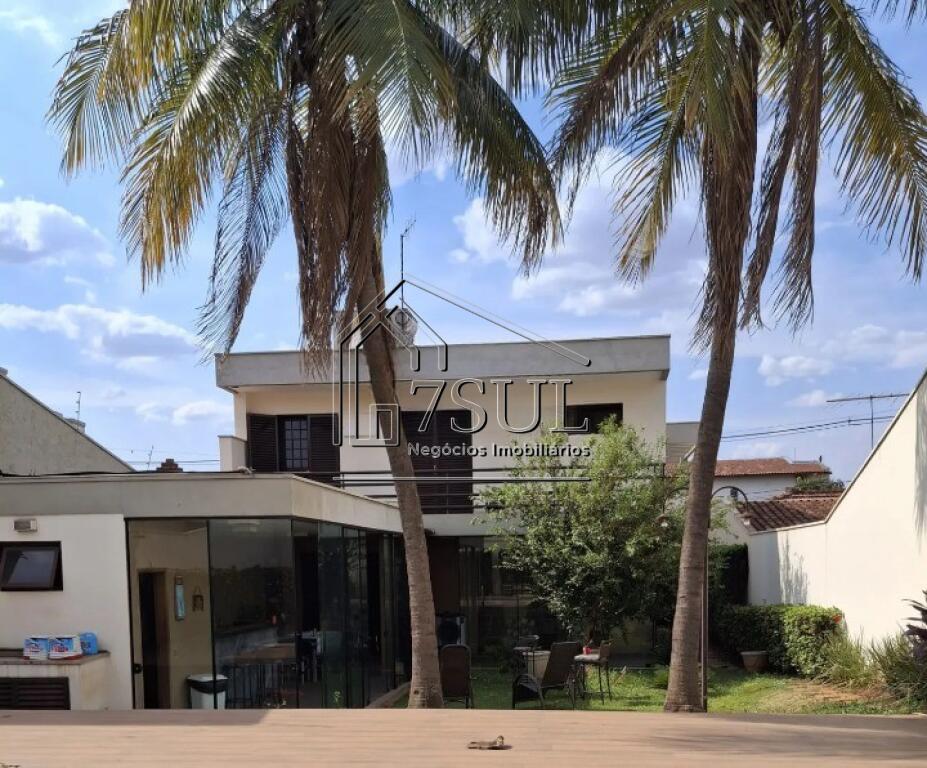 Casa, 4 quartos, 380 m² - Foto 1