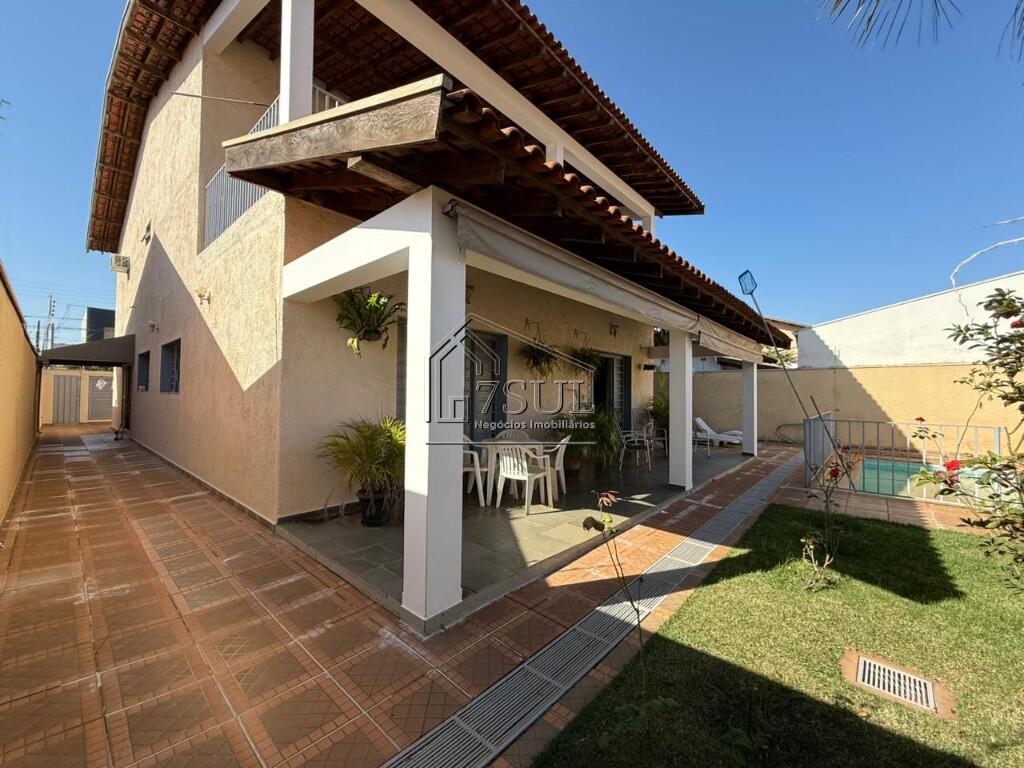 Casa, 3 quartos, 402 m² - Foto 3