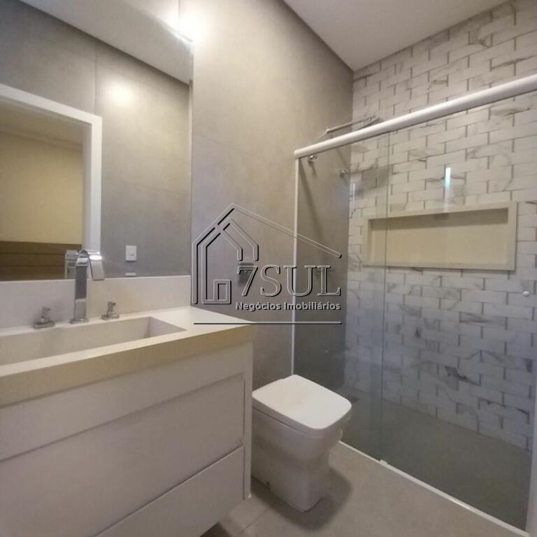 Casa, 3 quartos, 211 m² - Foto 17