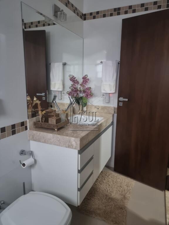 Casa, 3 quartos, 243 m² - Foto 7