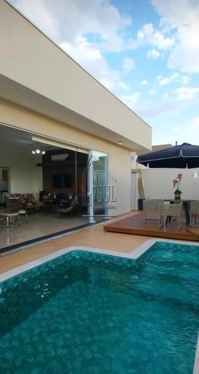 Casa, 3 quartos, 243 m² - Foto 19