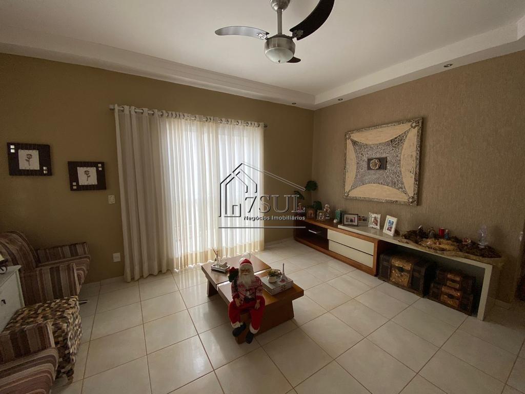 Casa, 3 quartos, 235 m² - Foto 10