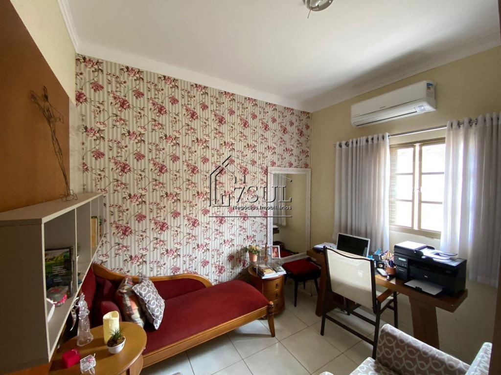 Casa, 3 quartos, 235 m² - Foto 8