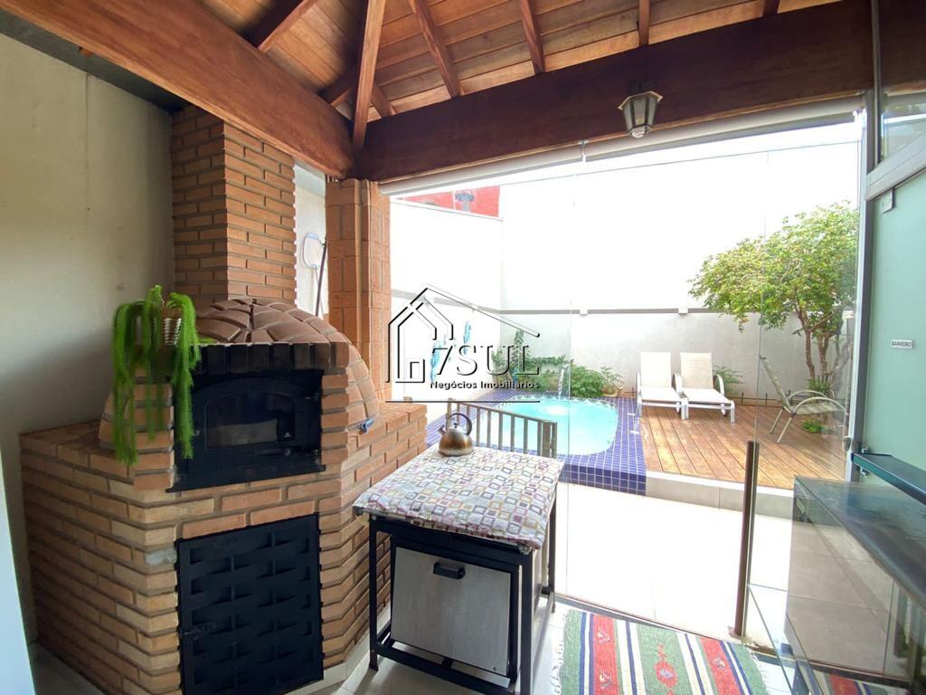 Casa, 3 quartos, 235 m² - Foto 7