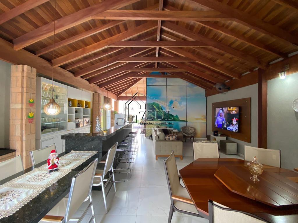 Casa, 3 quartos, 235 m² - Foto 5