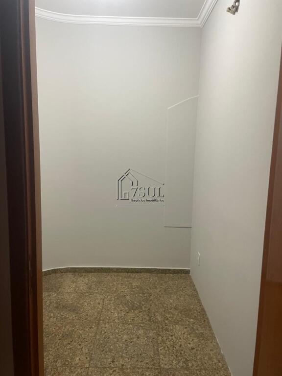 Casa, 4 quartos, 300 m² - Foto 26