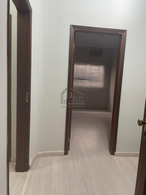 Casa, 4 quartos, 300 m² - Foto 30