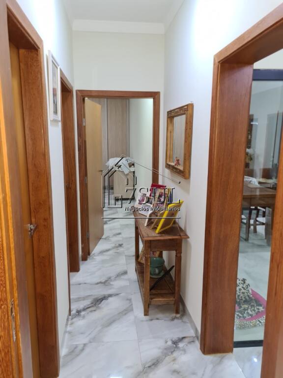 Casa, 3 quartos, 206 m² - Foto 4