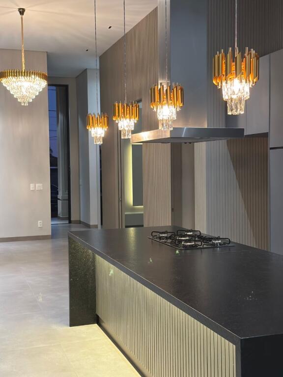 Casa, 3 quartos, 272 m² - Foto 7