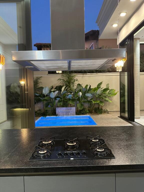Casa, 3 quartos, 272 m² - Foto 8