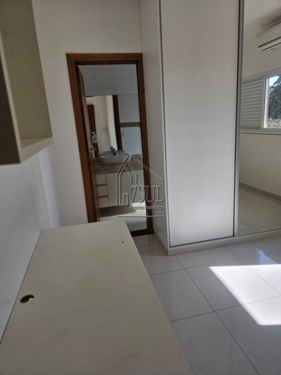 Casa, 4 quartos, 340 m² - Foto 10