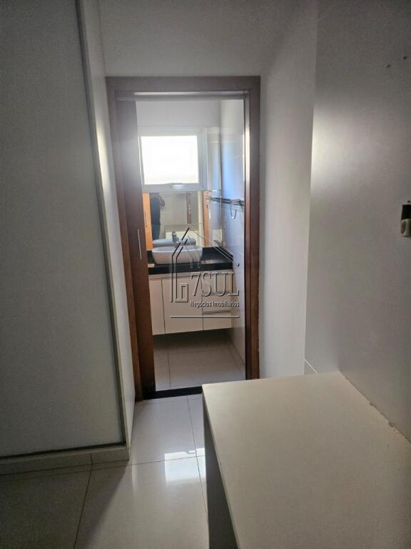 Casa, 4 quartos, 340 m² - Foto 17
