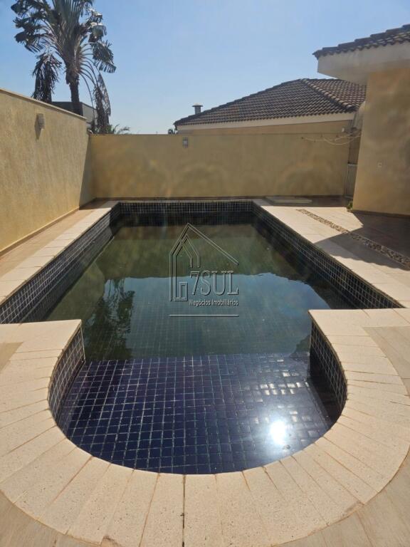 Casa, 4 quartos, 340 m² - Foto 22