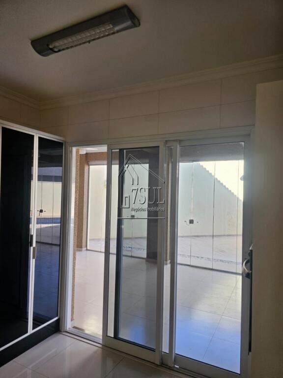 Casa, 4 quartos, 340 m² - Foto 20