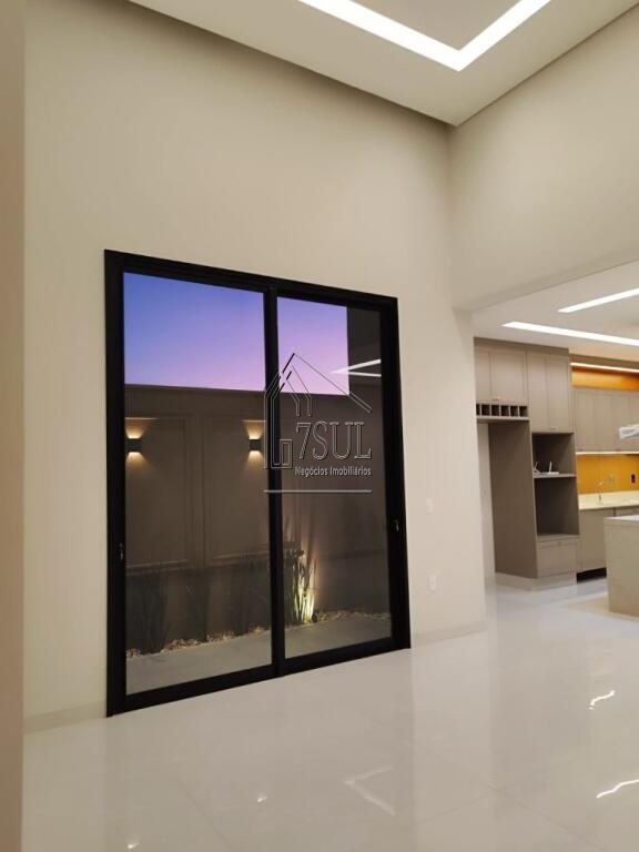 Casa, 3 quartos, 225 m² - Foto 15
