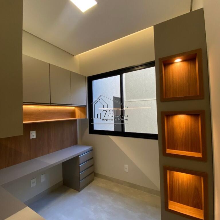 Casa, 4 quartos, 285 m² - Foto 12
