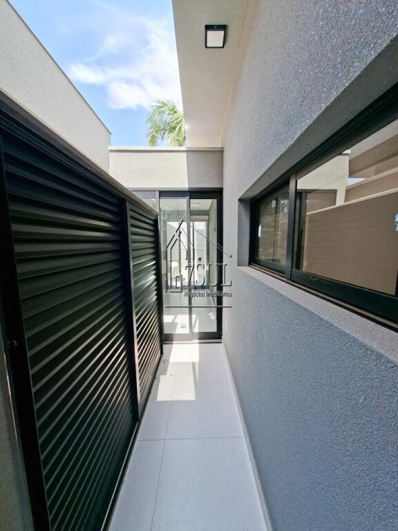 Casa, 4 quartos, 245 m² - Foto 9