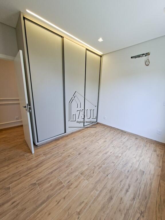 Casa, 4 quartos, 245 m² - Foto 20