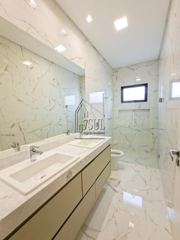 Casa, 4 quartos, 245 m² - Foto 27