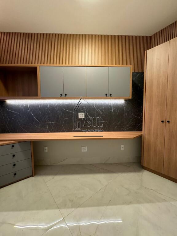 Casa, 4 quartos, 273 m² - Foto 27