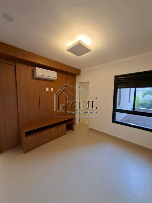 Apartamento, 3 quartos, 141 m² - Foto 2