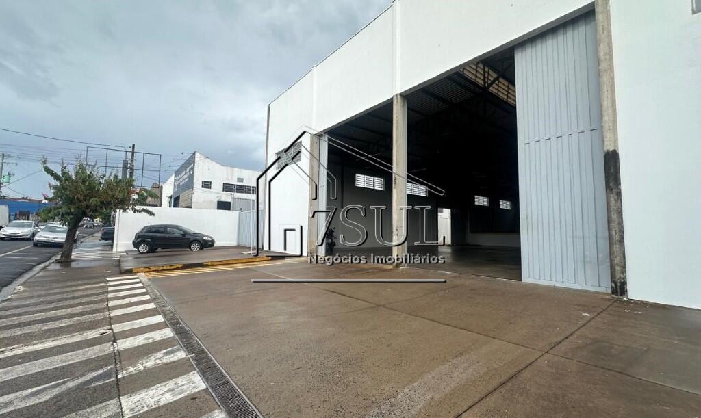 Prédio Inteiro, 694 m² - Foto 1