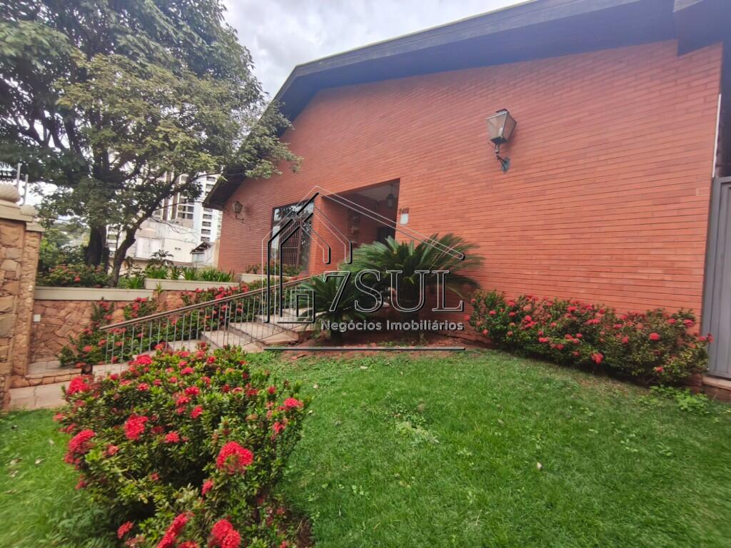 Casa, 7 quartos, 550 m² - Foto 1
