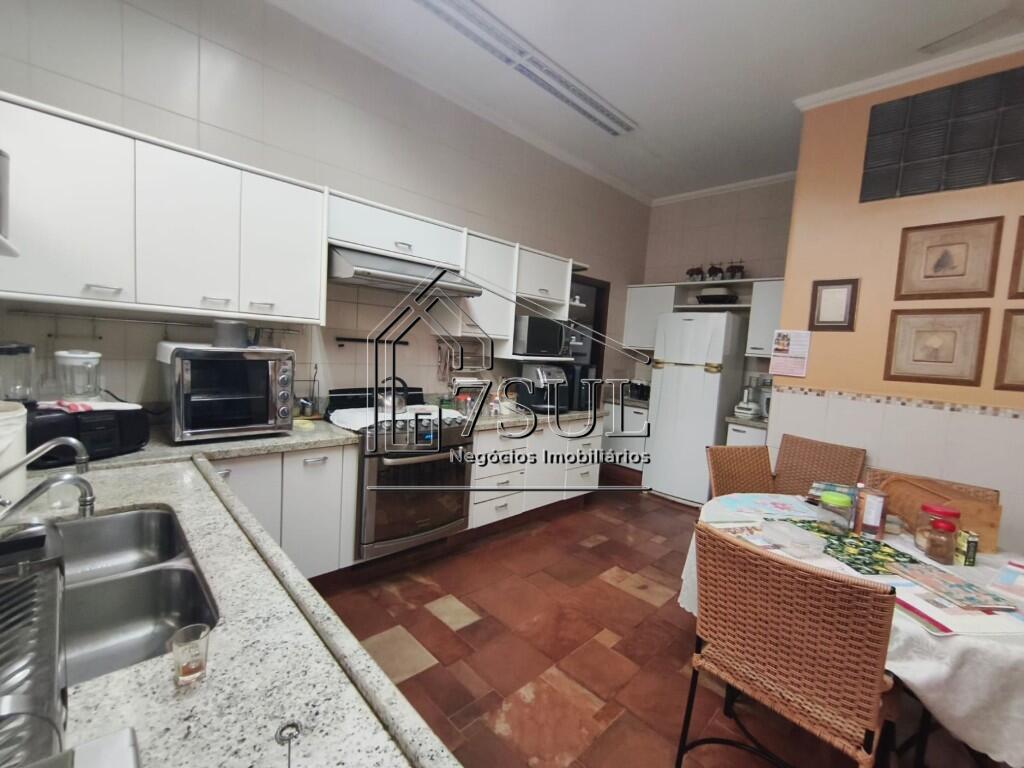 Casa, 7 quartos, 550 m² - Foto 36