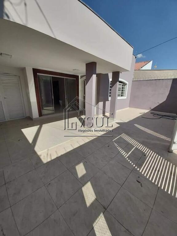 Casa, 3 quartos, 160 m² - Foto 2