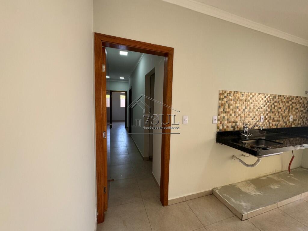 Casa, 3 quartos, 135 m² - Foto 2