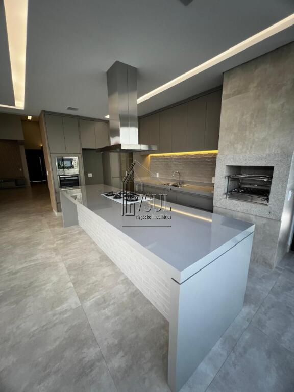 Casa, 4 quartos, 270 m² - Foto 38