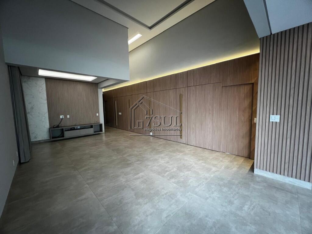Casa, 4 quartos, 270 m² - Foto 10