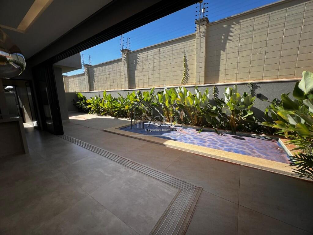 Casa, 4 quartos, 270 m² - Foto 37