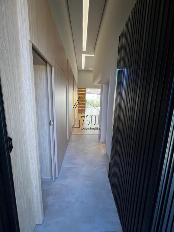 Casa, 4 quartos, 270 m² - Foto 4