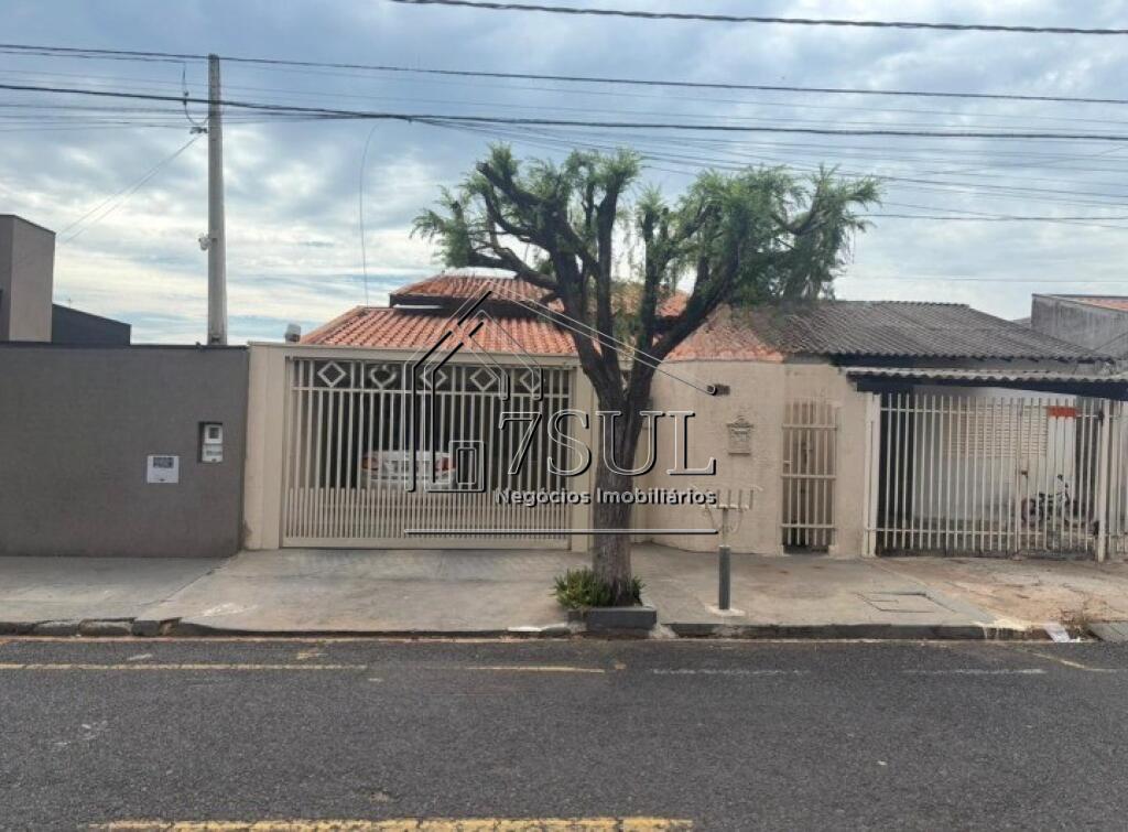 Casa, 4 quartos, 189 m² - Foto 1