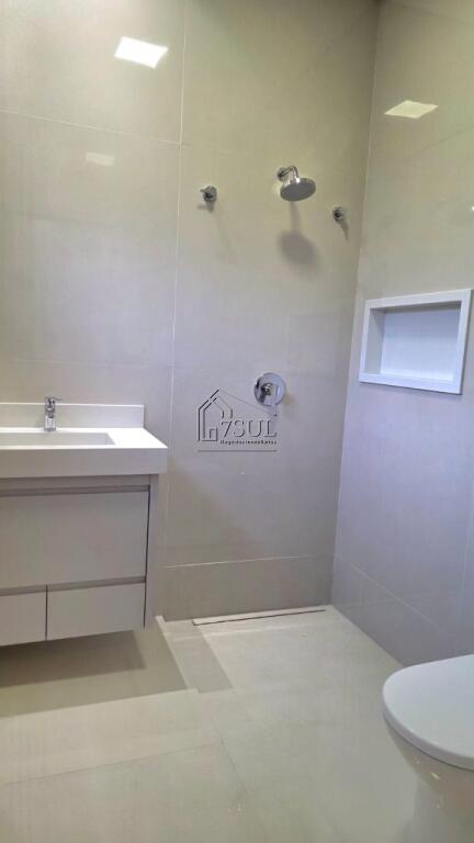 Casa, 3 quartos, 212 m² - Foto 9
