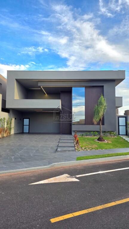 Casa, 3 quartos, 212 m² - Foto 2