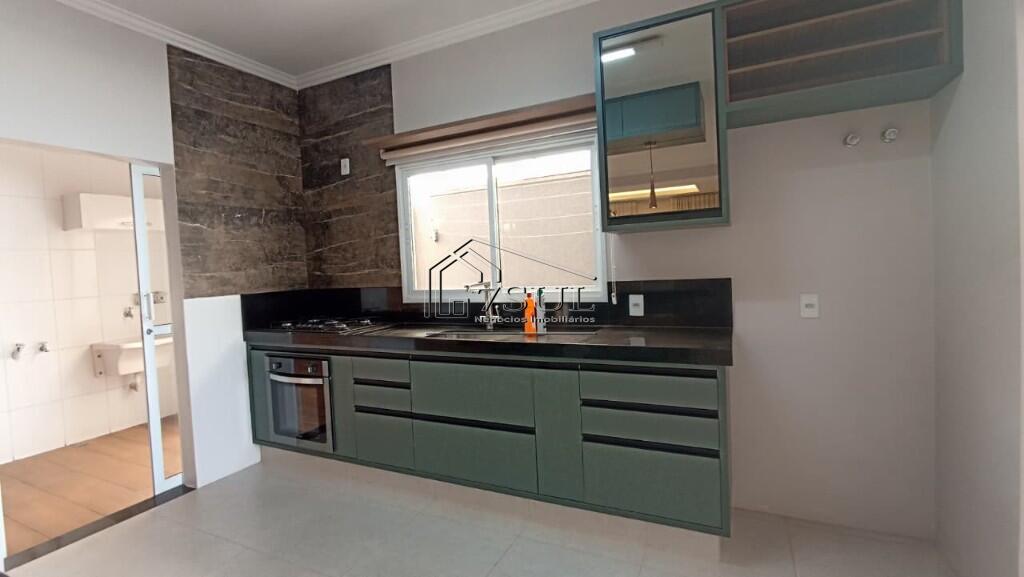 Casa, 3 quartos, 270 m² - Foto 2