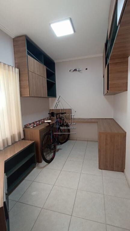 Casa, 3 quartos, 270 m² - Foto 10