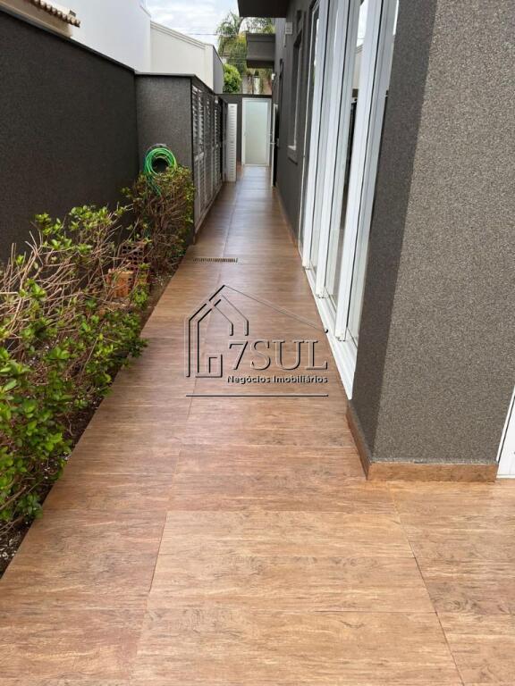 Casa, 3 quartos, 300 m² - Foto 15