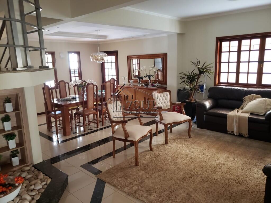 Casa, 3 quartos, 349 m² - Foto 2
