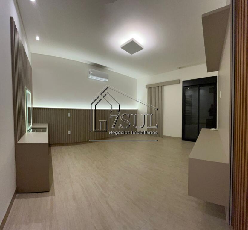Casa, 3 quartos, 250 m² - Foto 11