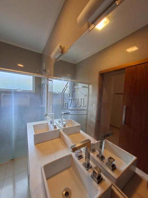 Casa, 4 quartos, 291 m² - Foto 17