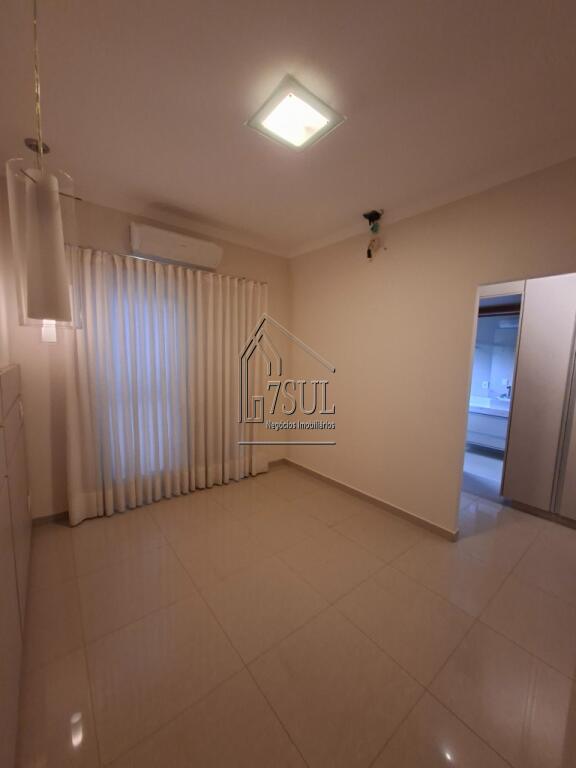 Casa, 4 quartos, 291 m² - Foto 16