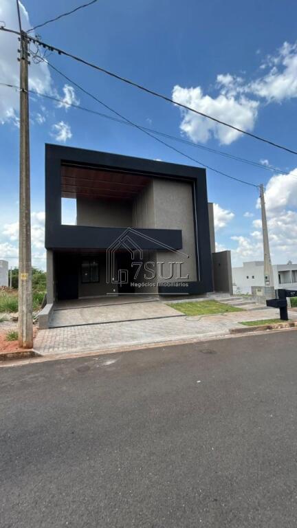 Casa, 3 quartos, 135 m² - Foto 1
