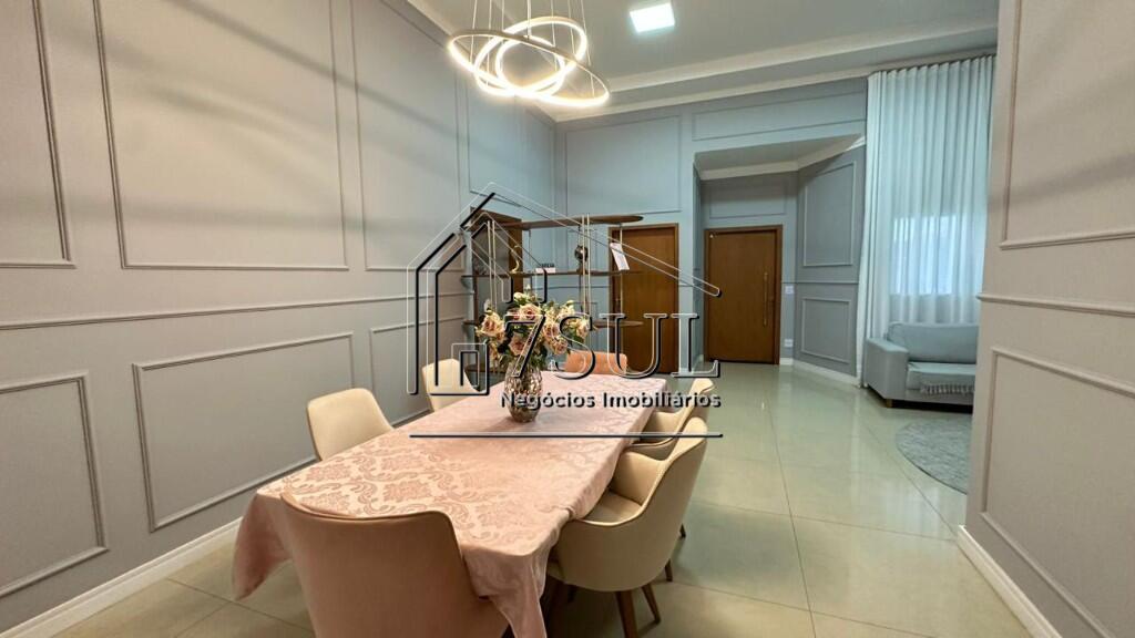 Casa, 5 quartos, 300 m² - Foto 12