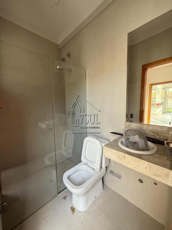 Casa, 3 quartos, 240 m² - Foto 13