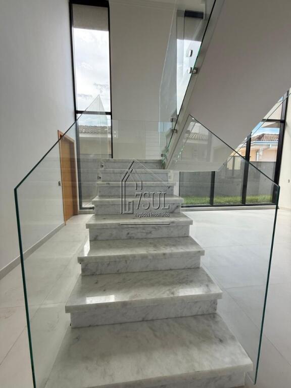 Casa, 3 quartos, 240 m² - Foto 6