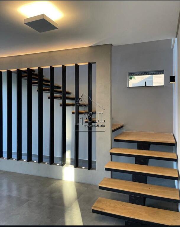 Casa, 4 quartos, 344 m² - Foto 3